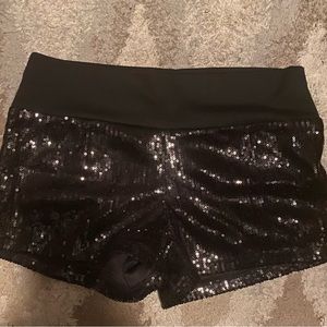Elegant black sequence shorts, size M